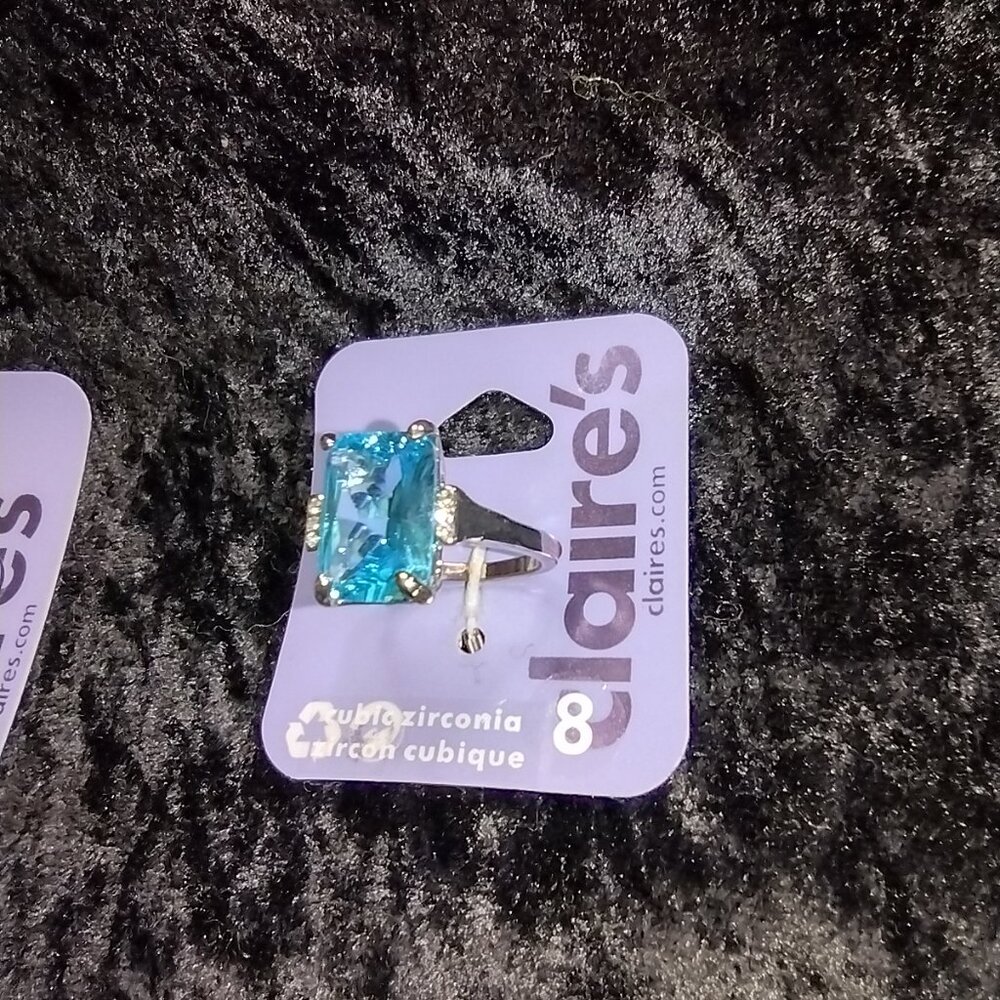 Lot New Claires Colored Faux Gemstone Rings Hypoallergenic Earrings Crawlers Set - Picture 6 of 7